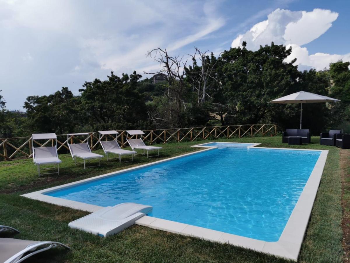 Apartment In Luxuryproperty Privatepool Garden Bbq Airc X8 Castelnuovo Di Porto Exterior foto